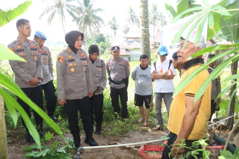 Sambut Hari Bhayangkara ke 78, Polresta Bukittinggi Gelar Bakti Sosial Menyediakan Fasilitas Air Bersih