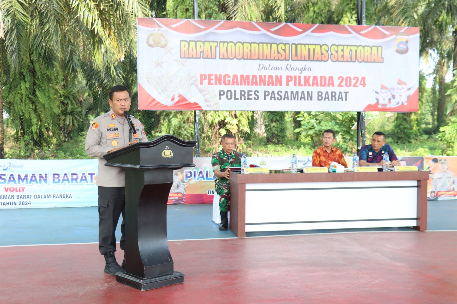 Kapolres Pasaman Barat Pimpin Rapat Koordinasi Lintas Sektoral Dalam Rangka Kesiapan Pelaksanaan Ops Mantap Praja Singgalang Tahun 2024