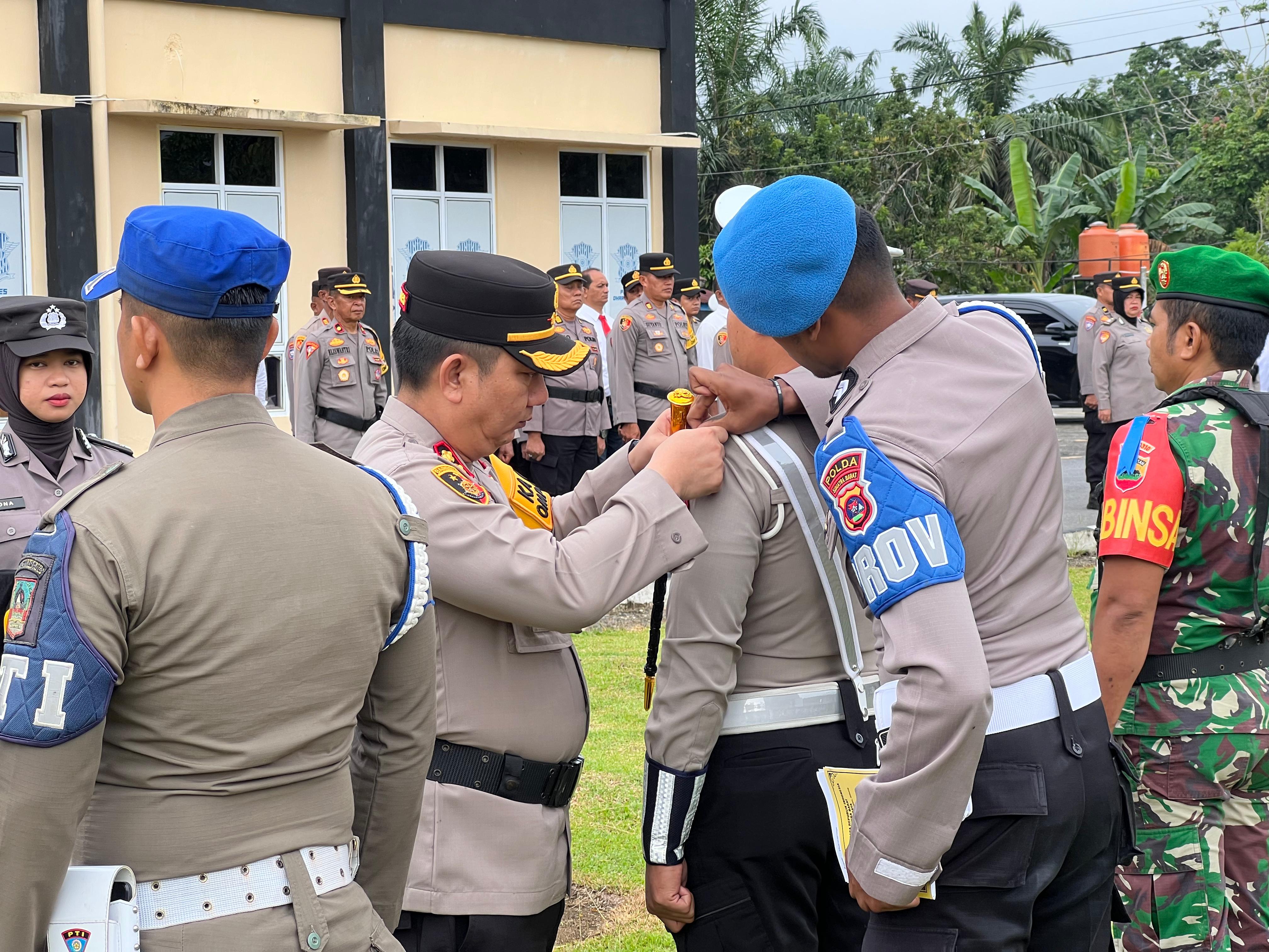 Kapolres Dharmasraya Pimpin Apel Gelar Pasukan Operasi Zebra Singgalang 2024